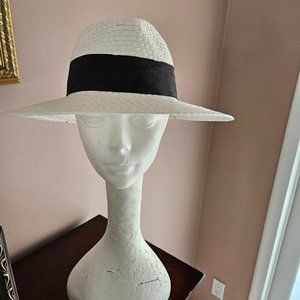 Kate & Kelly Women's Panama style Straw  Hat  New With Tags